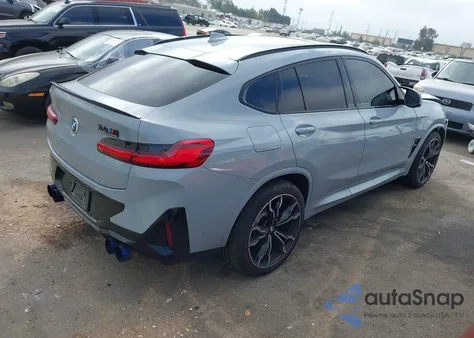2024 BMW X4 M z USA, uszkodzony, nr VIN 5YM23EC05R9U03237